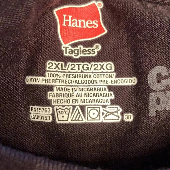 Santa Clause Christmas Tee Shirt - Picture 3 of 5